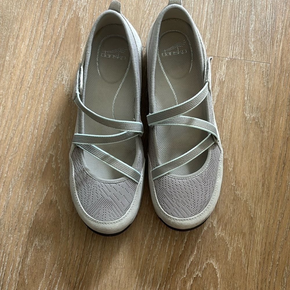 Danskos sneakers